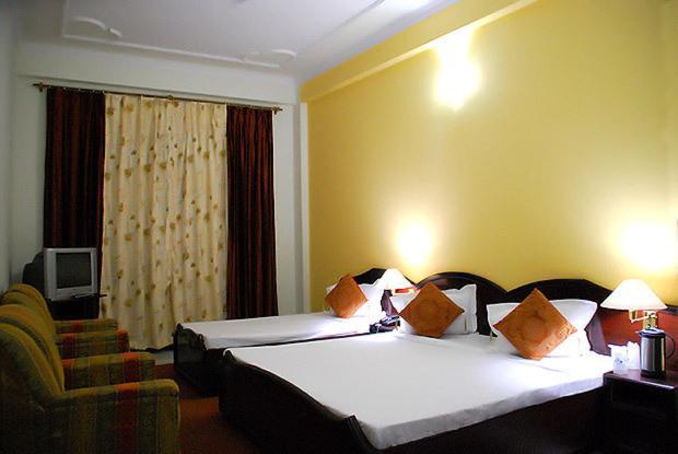 Imperial Heights Resort Dharamshala Exteriör bild