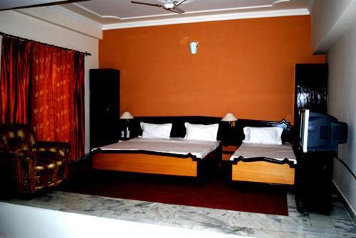 Imperial Heights Resort Dharamshala Exteriör bild